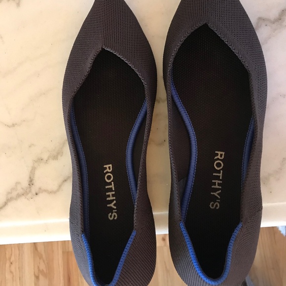 BEST SELLER 🔥 ROTHY’S BLACK THE POINT SLIP-ON SHOES - Picture 7 of 12